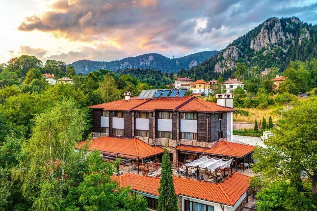 Hotel Smilen Smolyan Extérieur photo